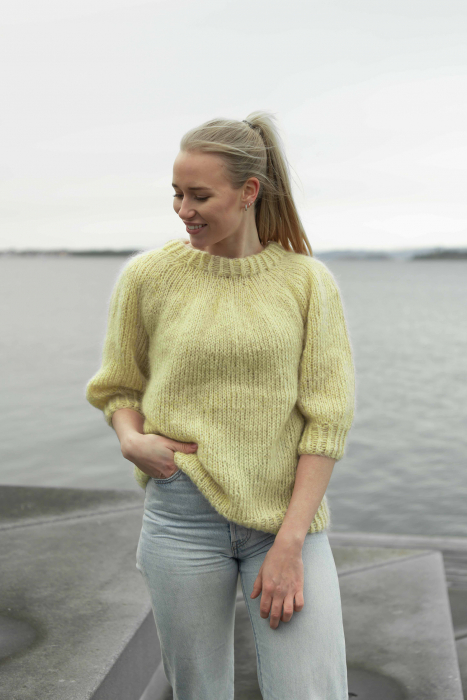 Delilah Genser av SD Vaniljegul