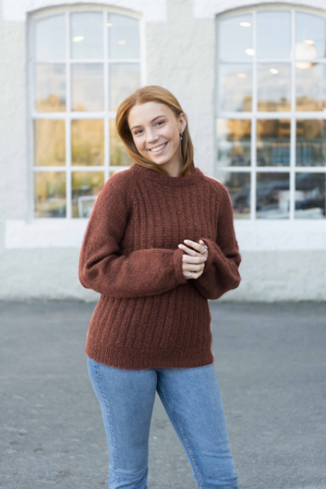 HOY/SD - Malin Genser Mørk Rose